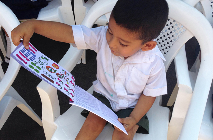 11 El-Salvador-workshop-Boy Reading